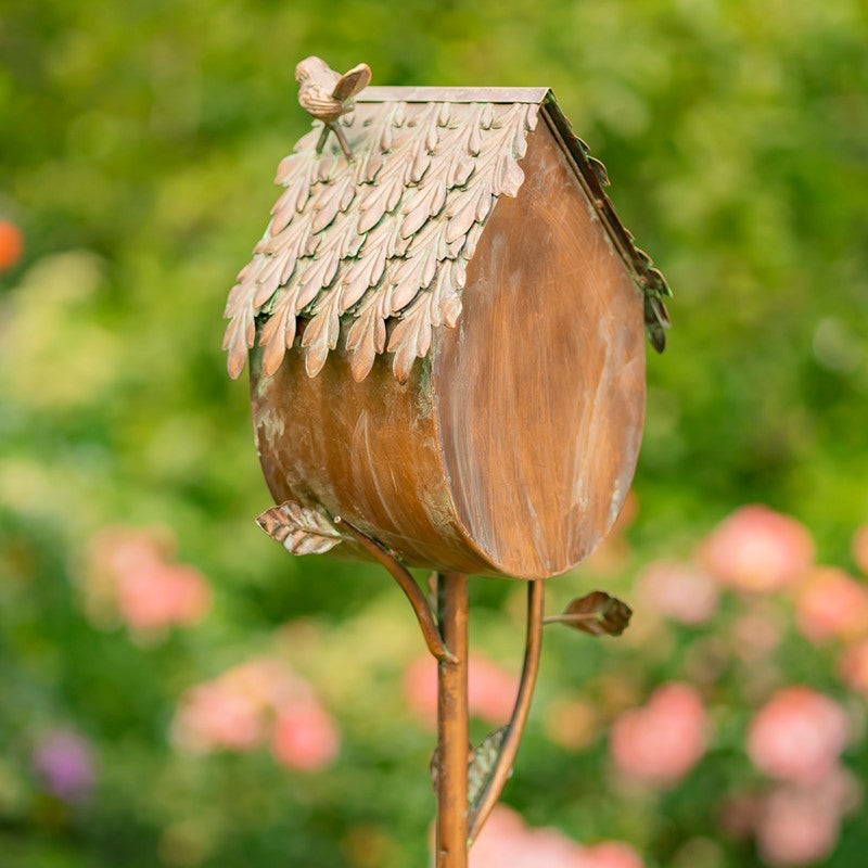 Country Style Iron Birdhouse Stake Farm House