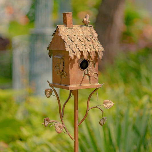 Country Style Iron Birdhouse Stake Chimney House