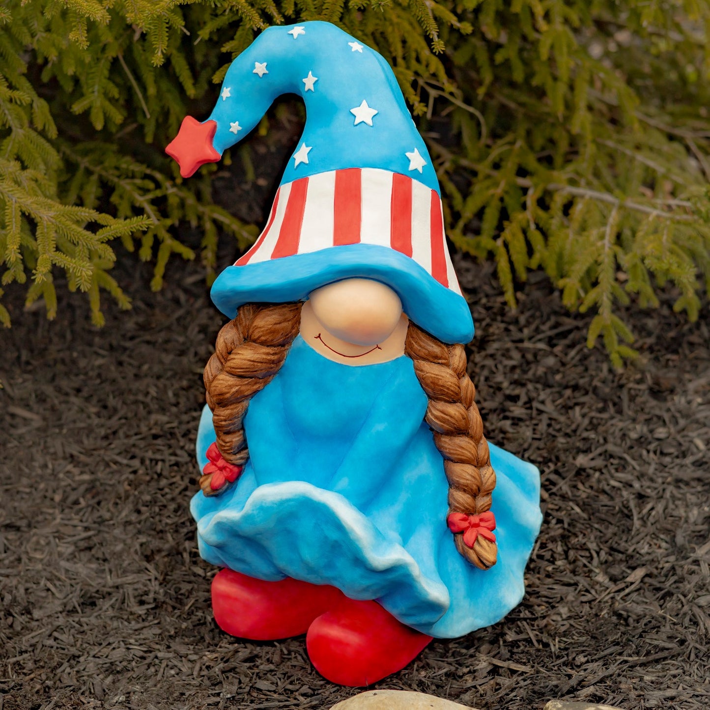 The Americanas Set of 3 Assorted American Lady Patriot Garden Gnomes